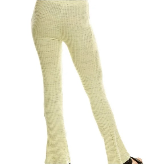 NWT MONROW
Marled ribbed cotton-blend flared pants in Light green - Picture 3 of 14